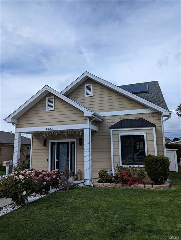 Building Photo - 3527 Cricklewood St