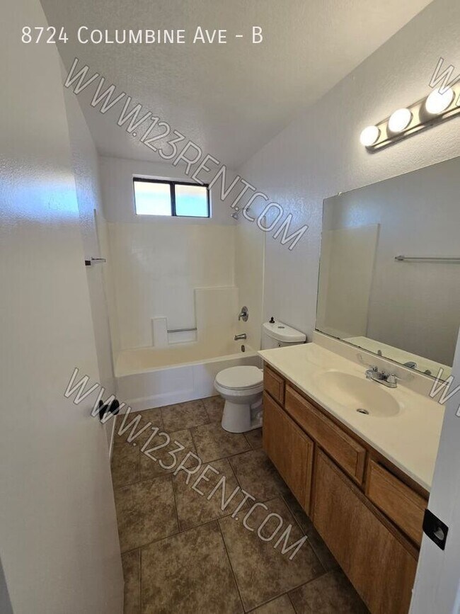 Building Photo - 8724 Columbine Ave