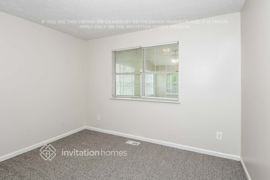 Building Photo - 1675 Watercrest Cir