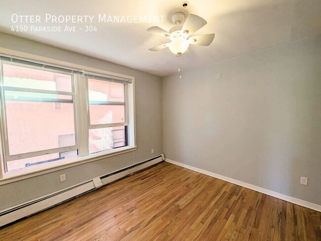 Building Photo - Lovely 2BR/1BA in Charming West Philly Apt...