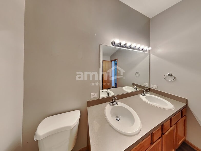 Building Photo - 25741 S Red Stable Ln