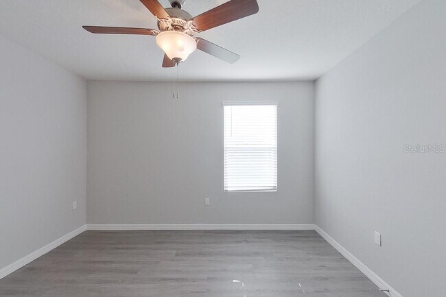 Building Photo - 8696 SW 44th Ct