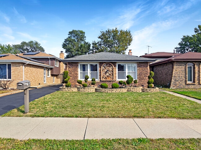 Primary Photo - 301 Cornell Ave