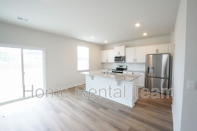 Building Photo - 337 Logging Hl Dr