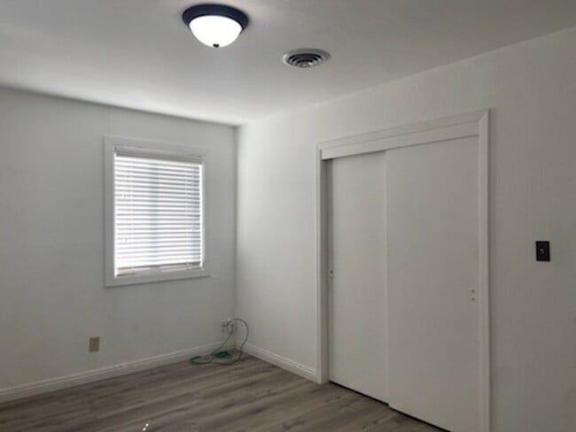 Building Photo - NEWLY REMODLED 3 BEDROOM HOUSE IN MARYSVILLE