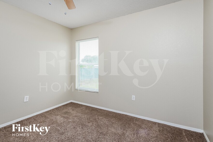 Building Photo - 122 Brandy Chase Blvd