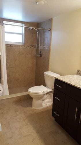 Building Photo - 604 NE 2nd St