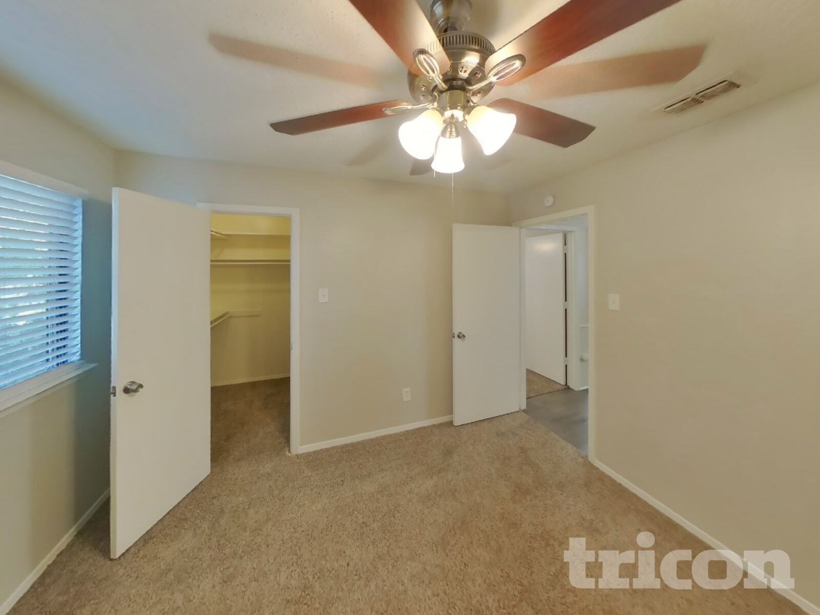 Building Photo - 3225 Hastings St