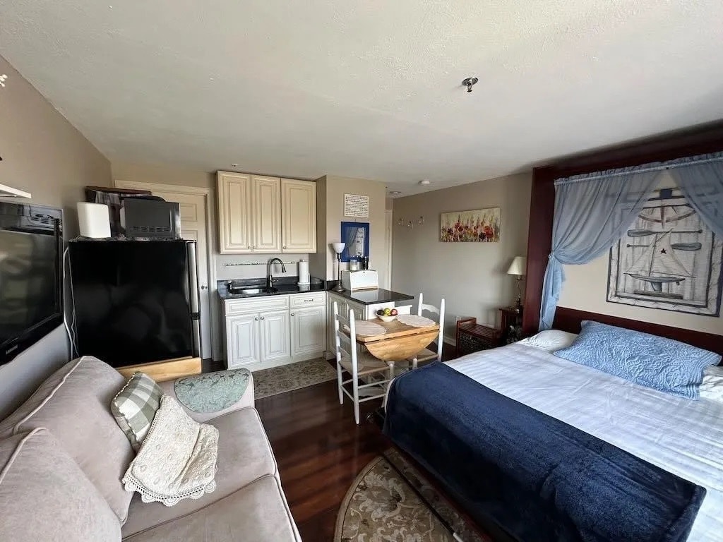 Building Photo - 500 Winnacunnet Rd