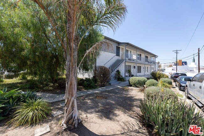 Building Photo - 4119 Marlton Ave