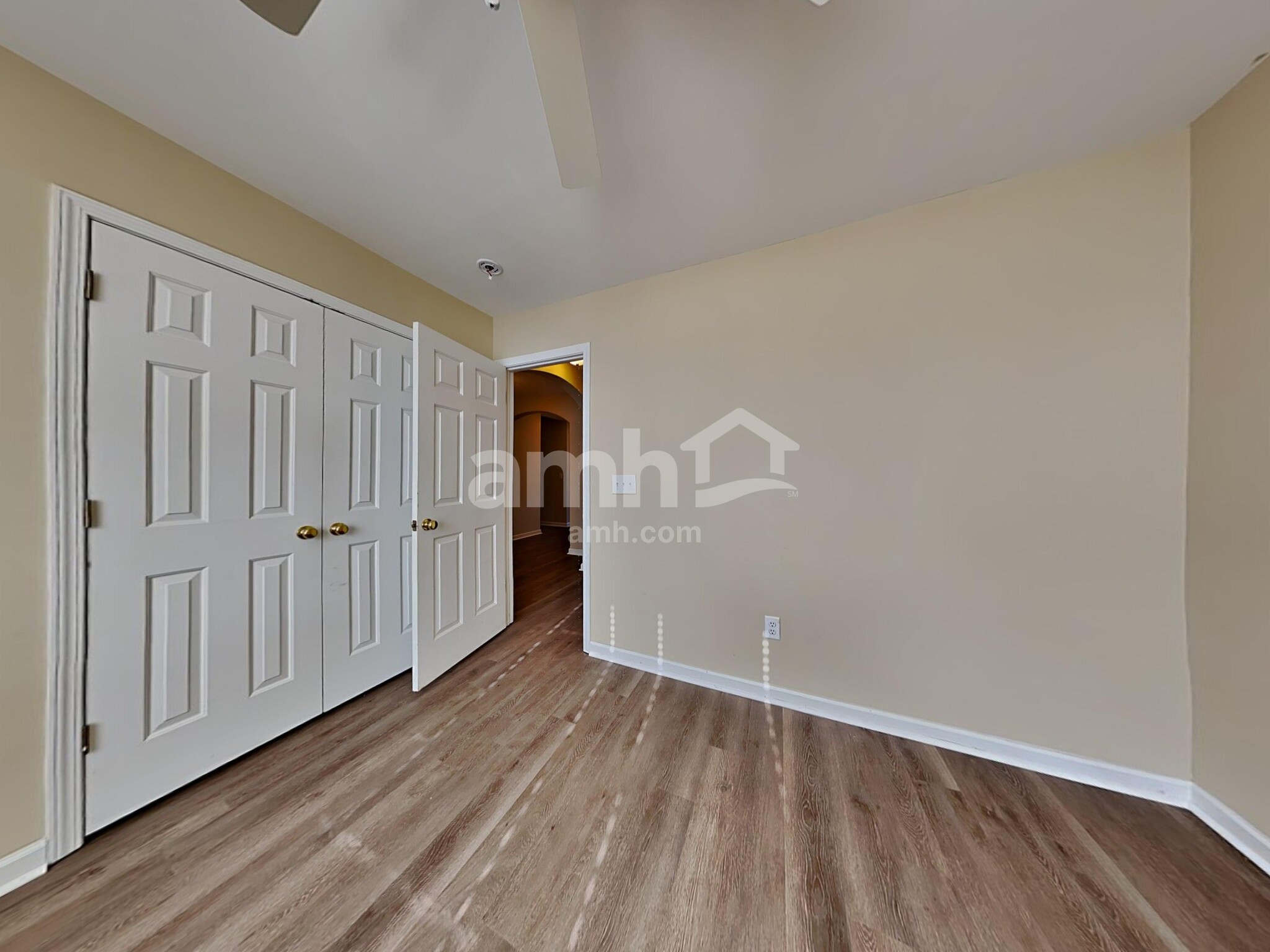 Building Photo - 411 Pine Hill Ln