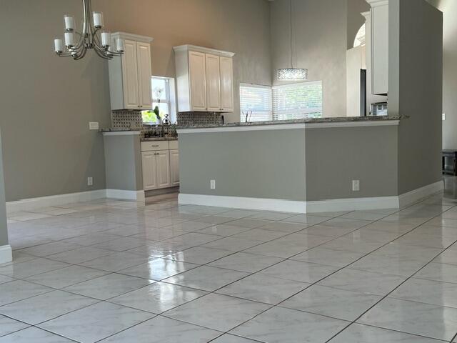 Building Photo - 10357 Buena Ventura Dr