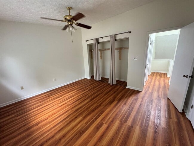 Building Photo - 2004 Parkaire Crossing