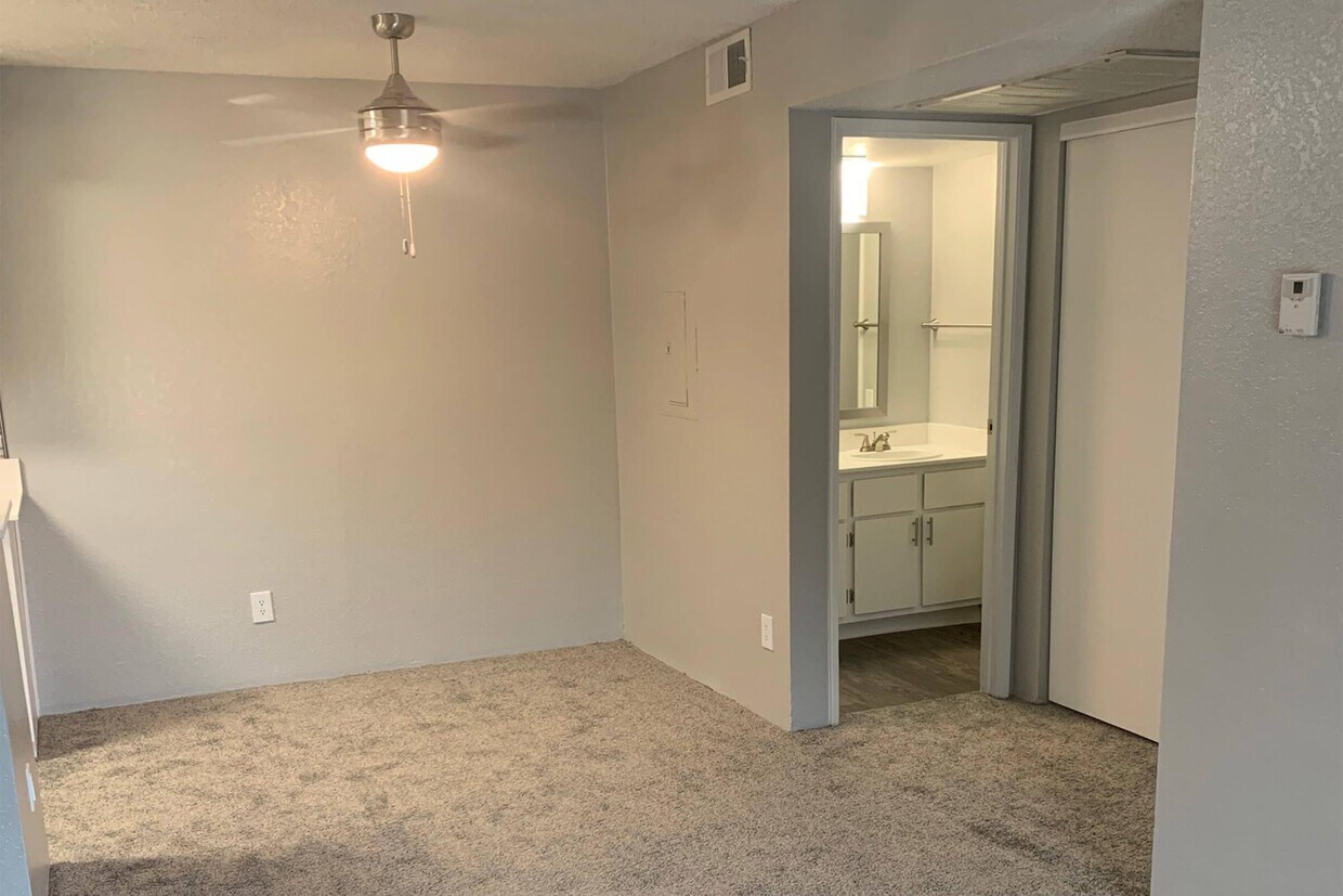 Saddle Ridge Apartments Oro Valley