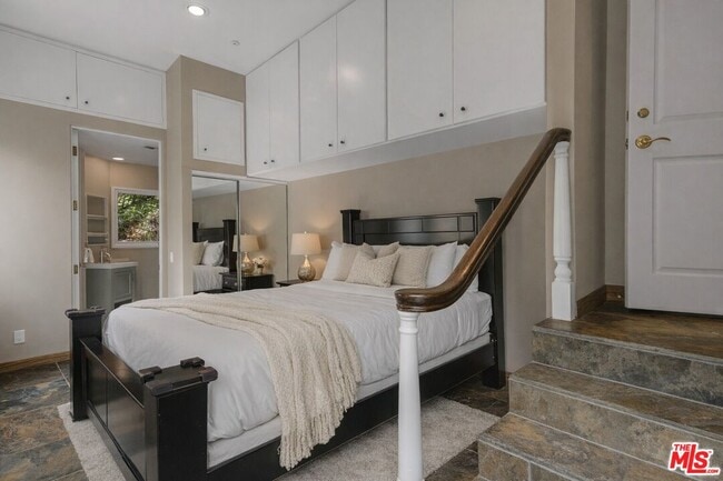 Building Photo - 10023 Westwanda Dr