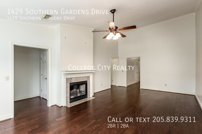 Building Photo - 1429 Southern Gardens Dr