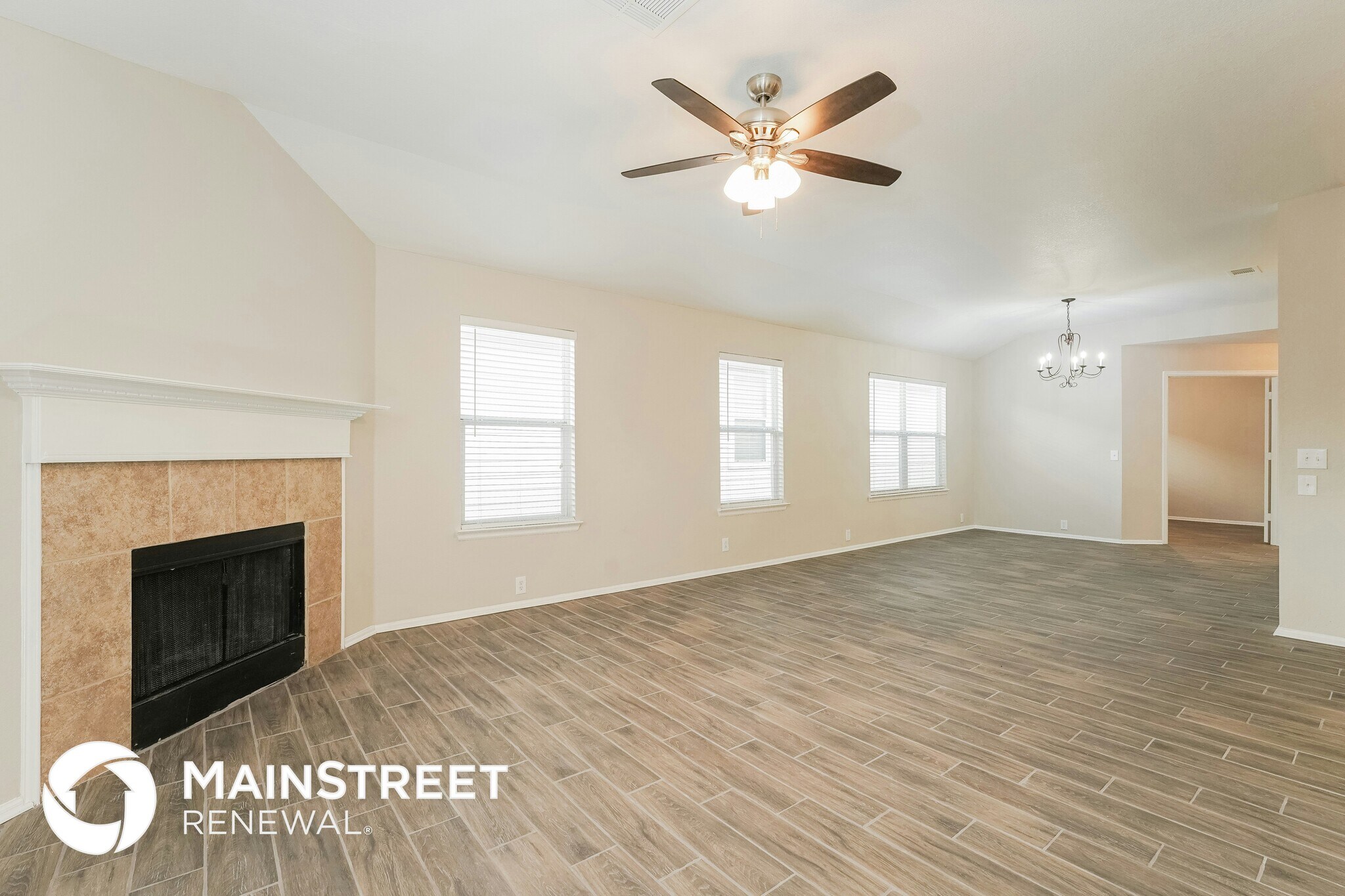 Building Photo - 15755 Cotton Tail Ln
