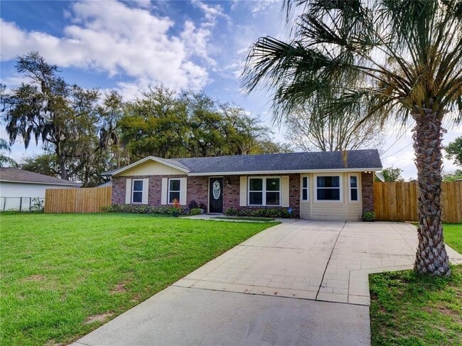 Building Photo - 351 Monarco Ave