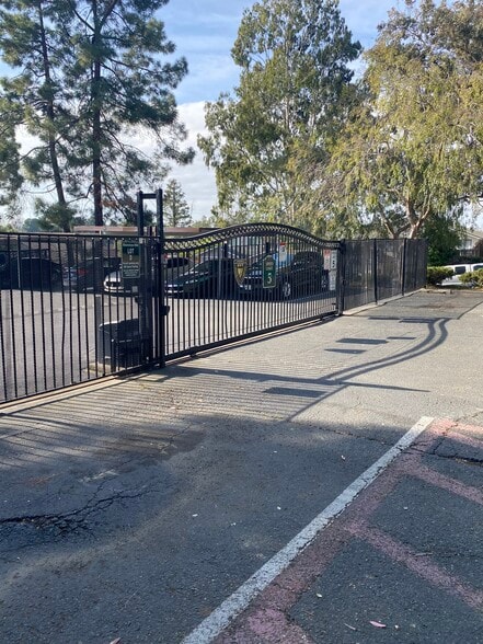 Building Photo - 1333 N Camino Alto