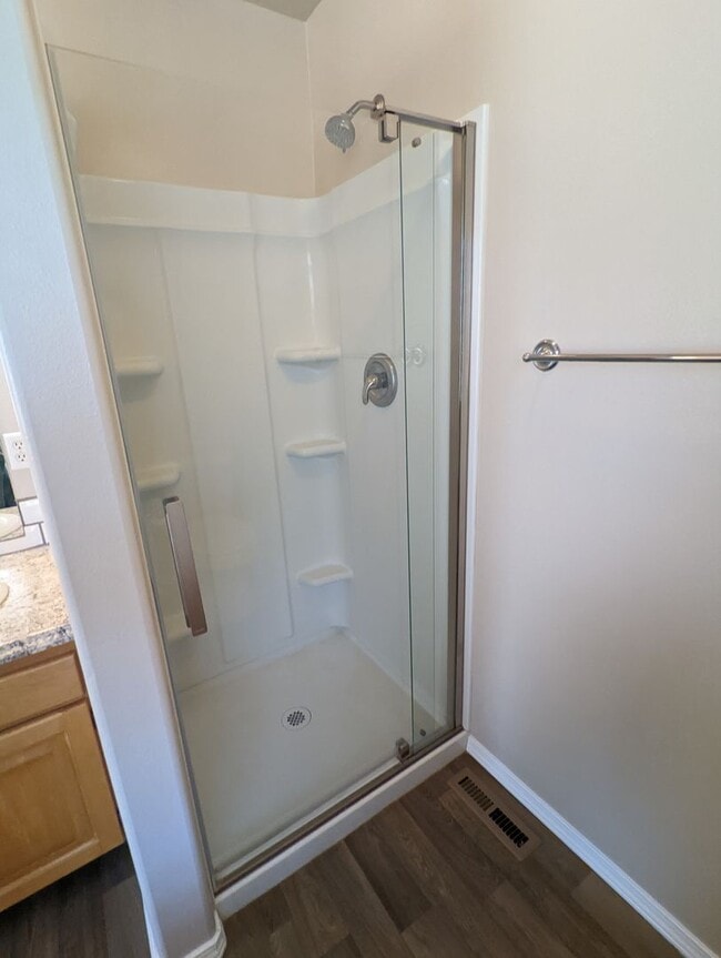 Building Photo - Park Like Setting