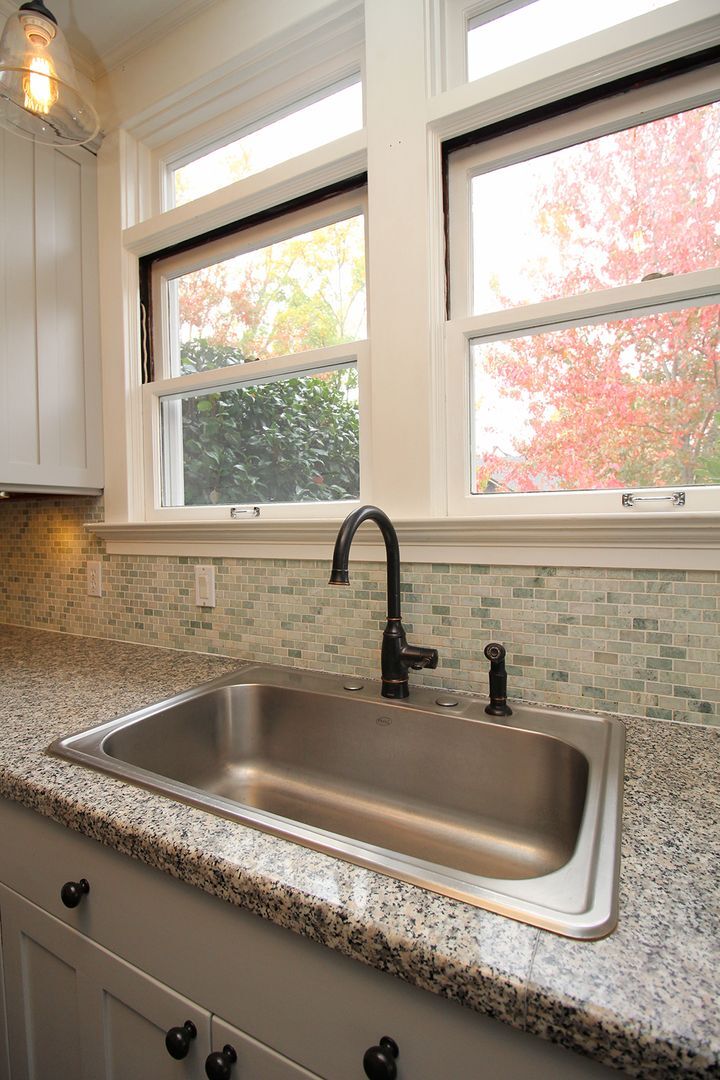 Building Photo - 816 NE Laurelhurst Pl