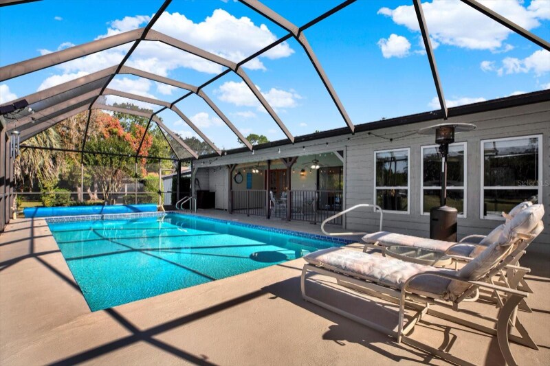 Building Photo - 34448 Cedarfield Dr