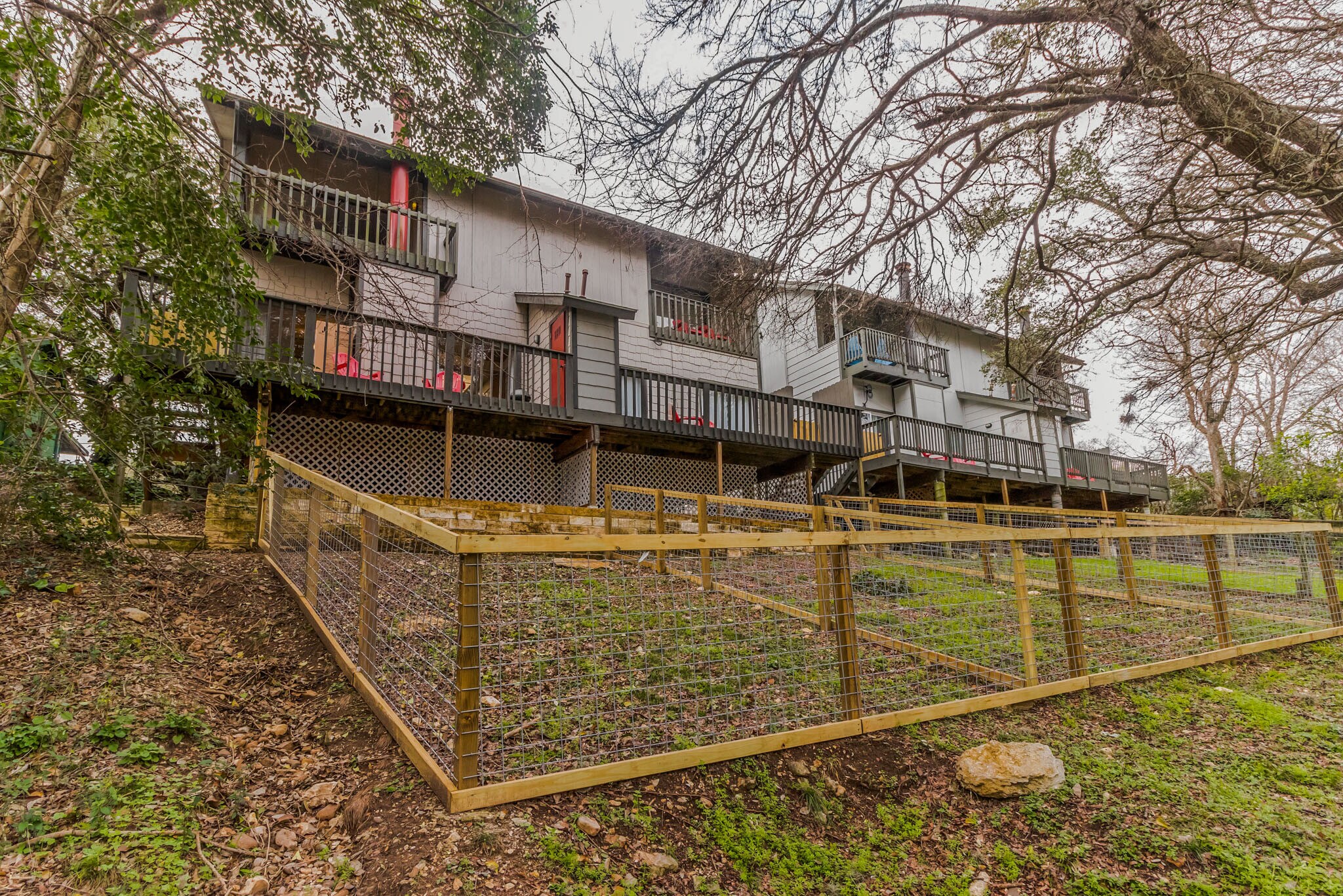 Building Photo - 2008 Jones Rd