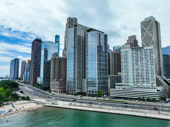 Building Photo - 600 N Lake Shore Dr