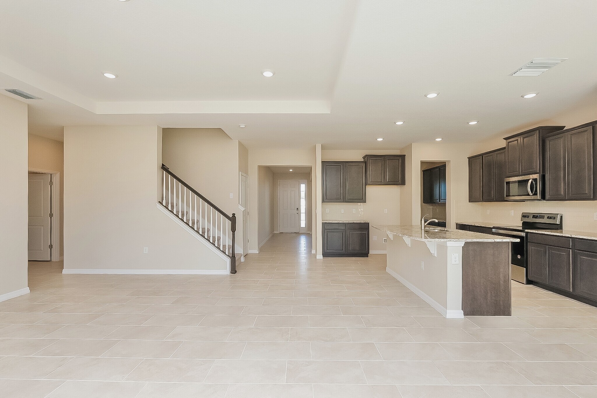 Building Photo - 15506 Sweet Springs Bend