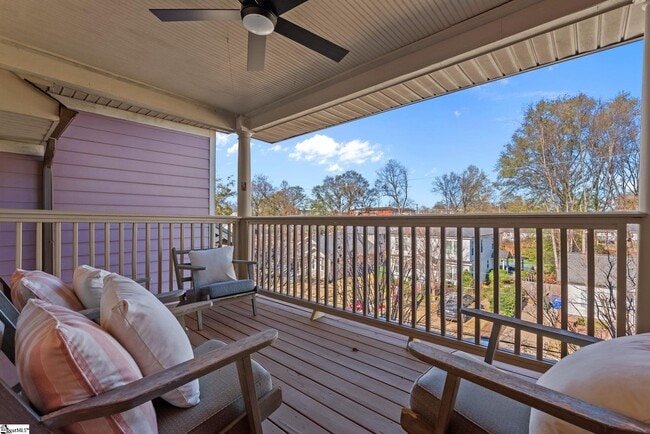 Building Photo - 7 Hamilton Ave