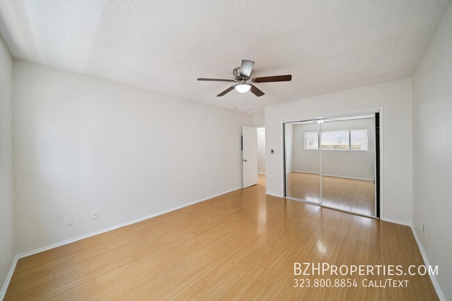 Building Photo - 7030 Lanewood Ave