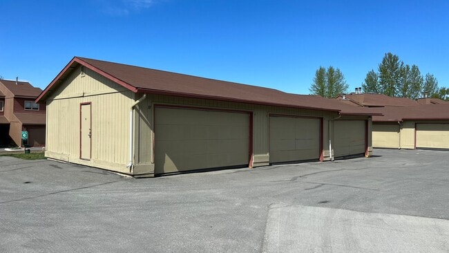 Building Photo - 1 Bedroom Condo in Independence Park w/Garage and Washer/Dryer! Call Today!