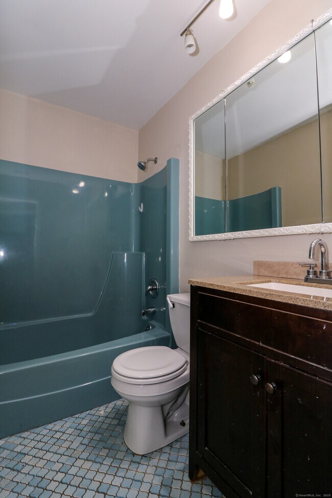 Building Photo - 57 Ameridge Dr