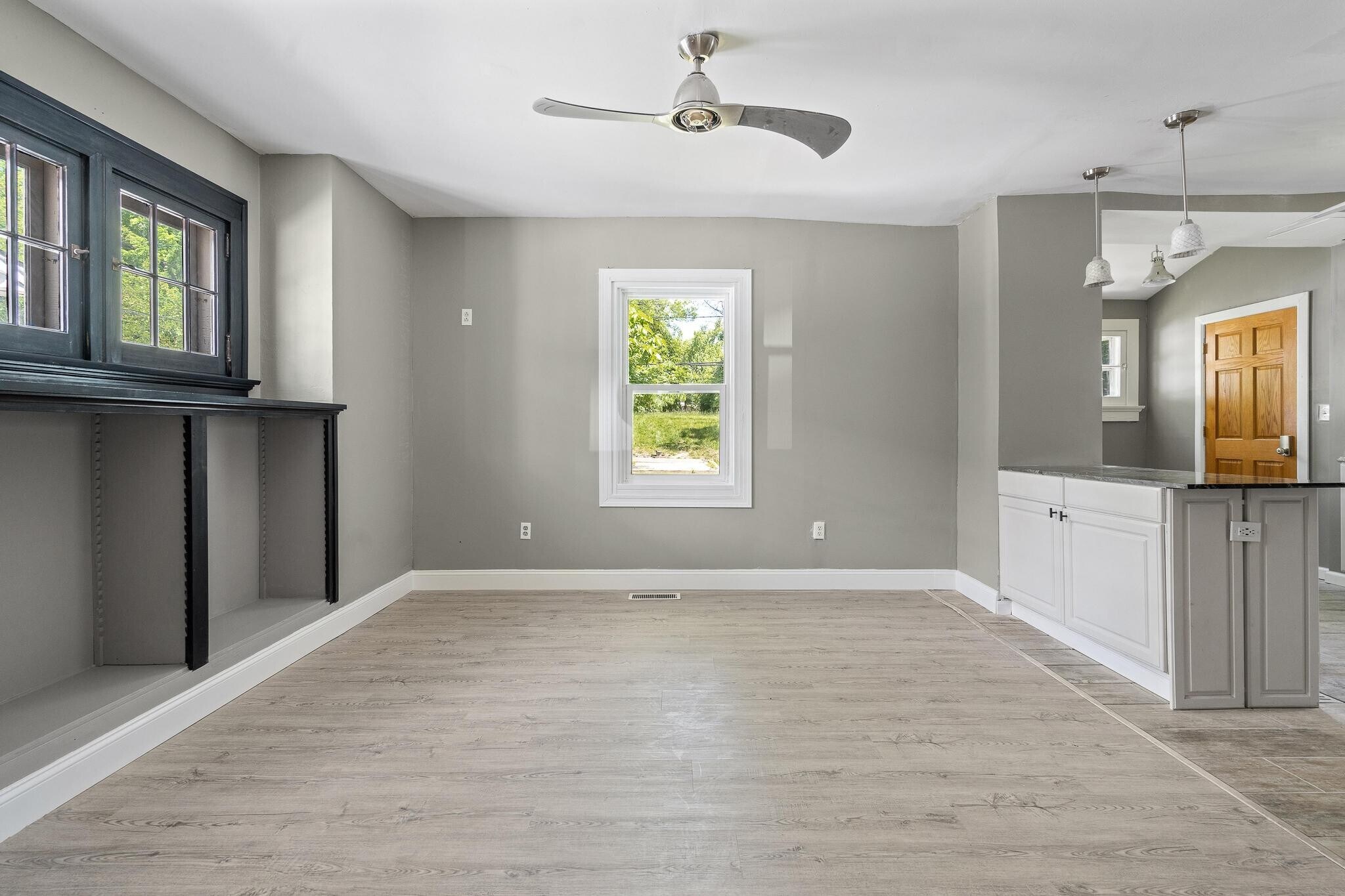 Building Photo - 135 W Hudson Ave