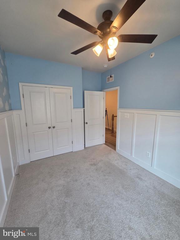 Building Photo - 2558 Hopton Ln