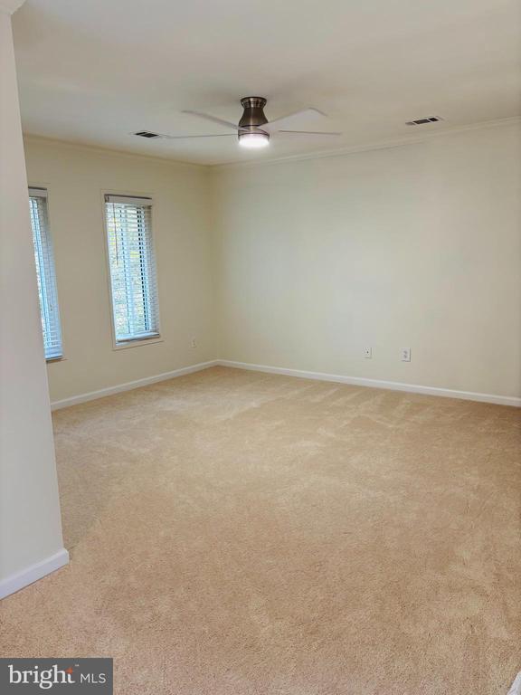 Building Photo - 9507 Briar Glenn Way