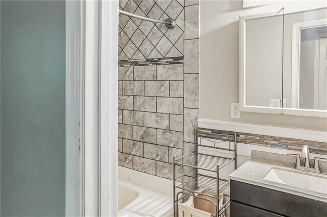 Building Photo - 2988 Heritage Valley Ct