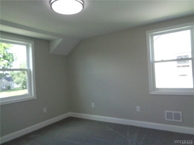 Building Photo - 4563 Union Rd