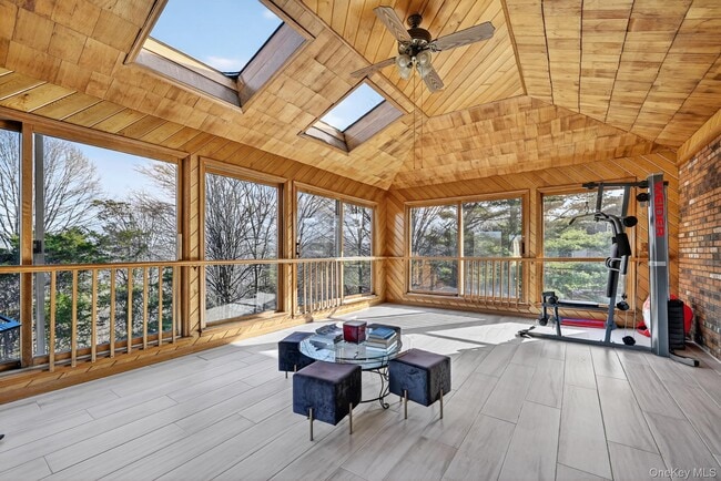 Building Photo - 66 Murray Dr