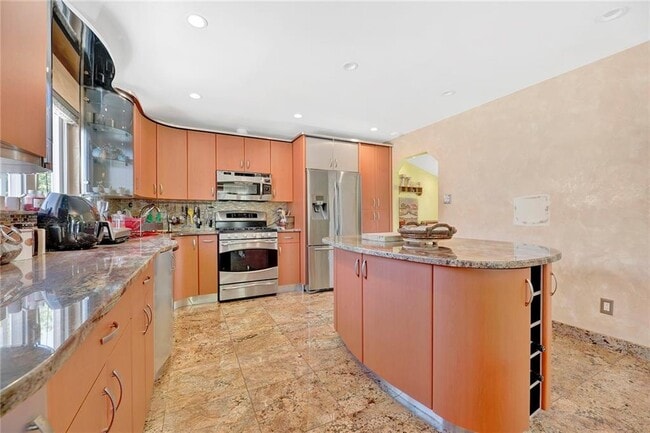 Building Photo - 24 Purdue Ct