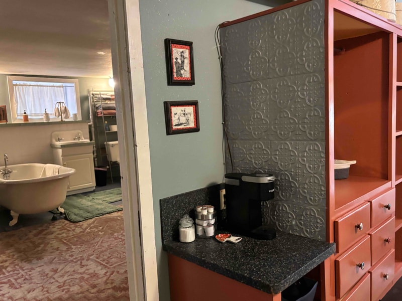 Building Photo - 425 S Washington St