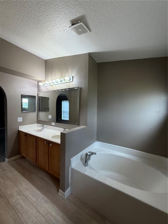 Building Photo - 5539 Sycamore Canyon Dr