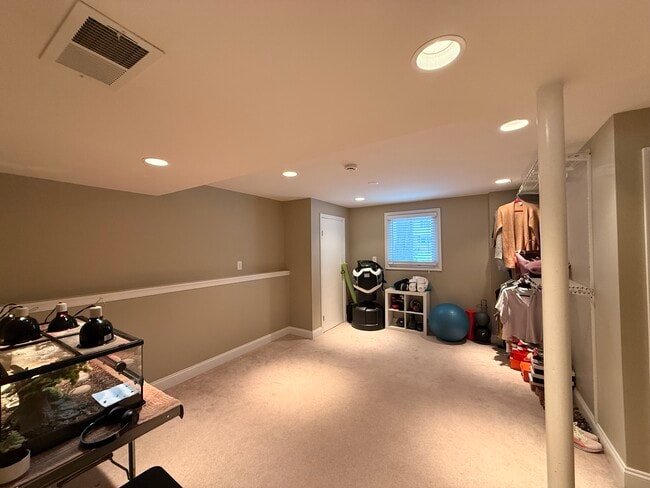 Building Photo - 19013 Quail Valley Blvd