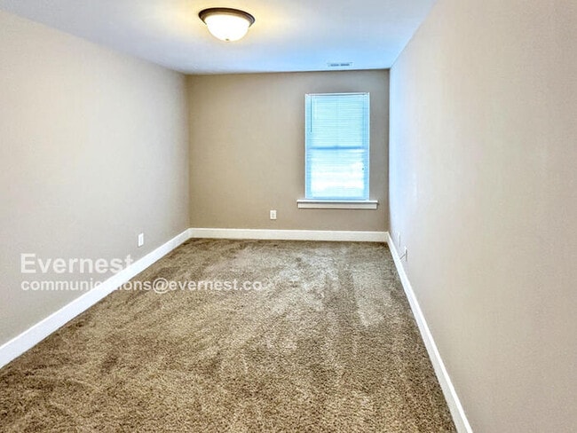 Building Photo - 4374 Shivas Way