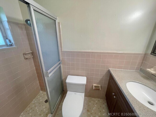 Building Photo - 7112 NW 78th Ave