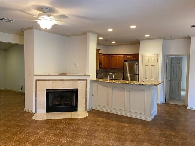 Building Photo - 9325 Meyrick Park Trail