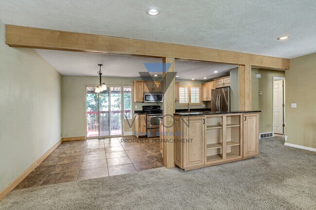 Building Photo - 6842 S Enchanted Dr
