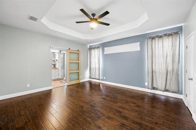 Building Photo - 4325 Biscayne Dr