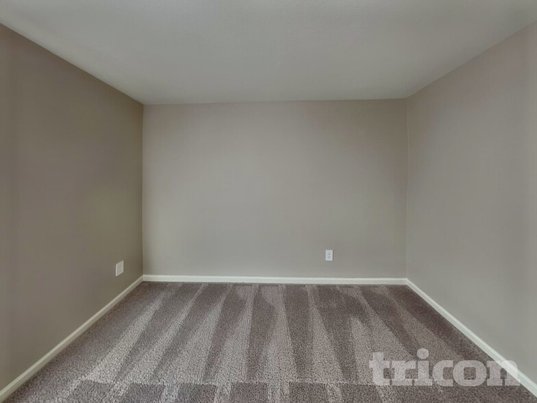 Building Photo - 2609 Sanders Crk Rd