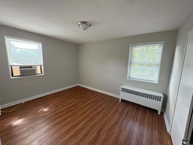 Building Photo - 2025 Move-In Special – $200 Off First Month’s Rent!! Spacious 3-Bedroom Condo in Randle Heights!!